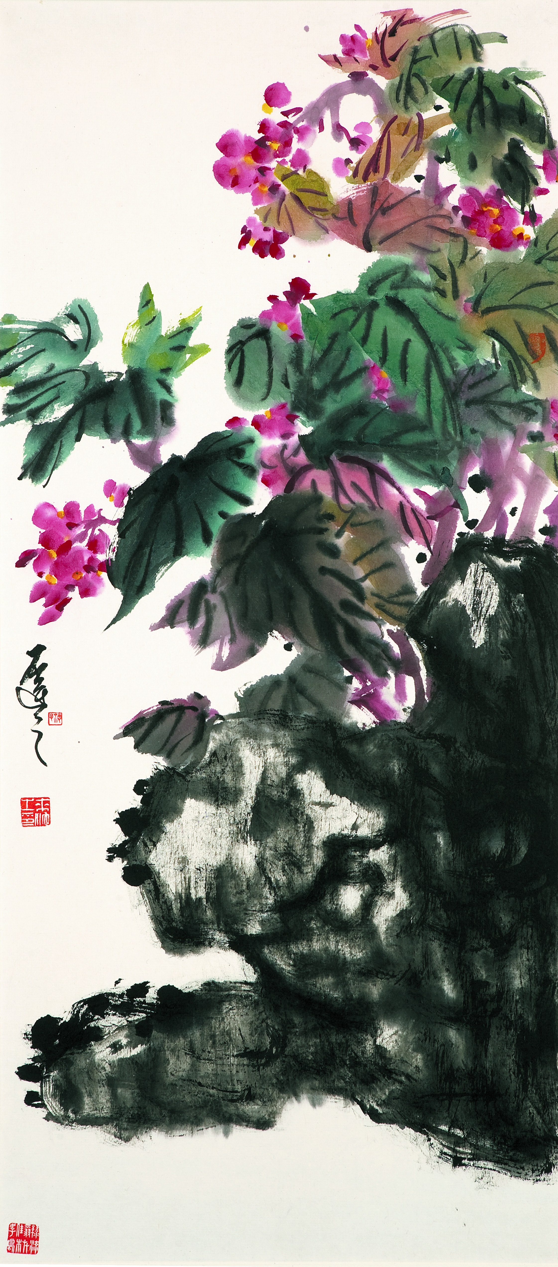 《海棠》（纸本水墨37 x 85 cm)2007年